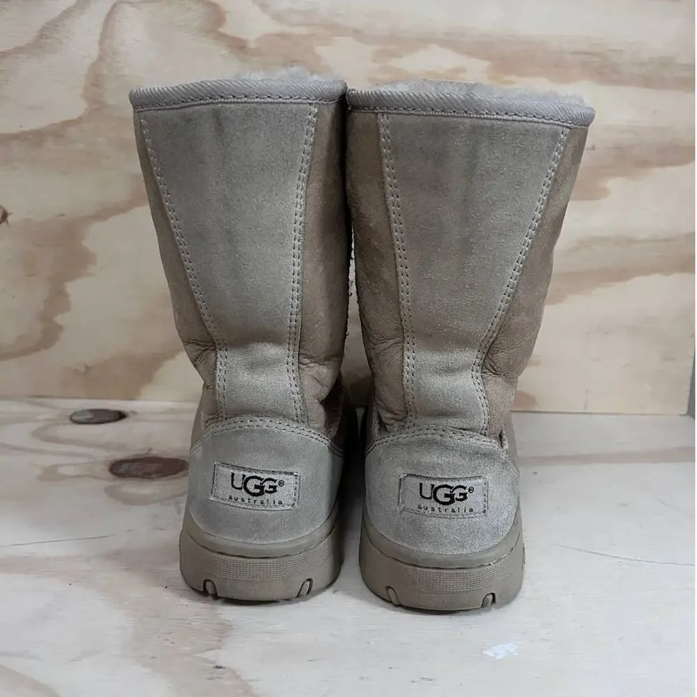 UGG Australia - Ultimate Short - Winter Boots - Tan - Women's - 8 - S/N 5275